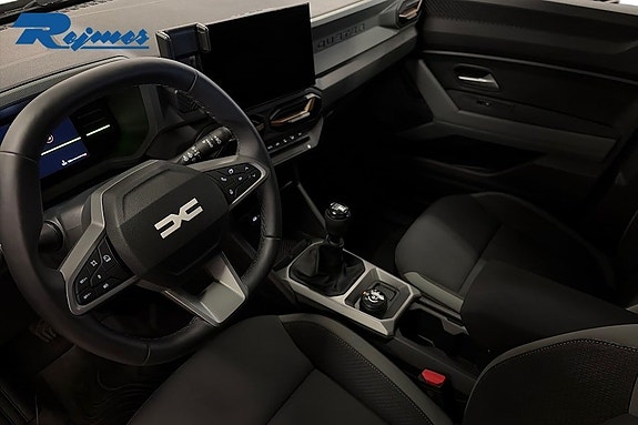 Dacia Duster 10 of 21