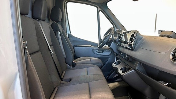 Mercedes-Benz Sprinter 412 3 of 9