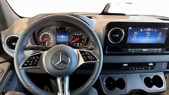 Mercedes-Benz Sprinter 412 4 of 9