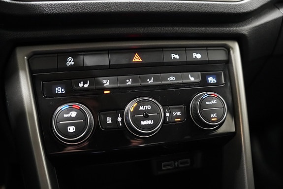 Volkswagen T-Roc 14 of 22