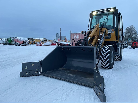 Klaffskopa minilastare Avant SMS/Trima Fri Frakt