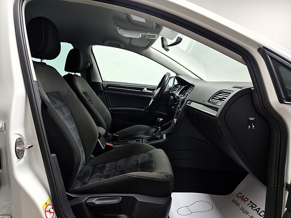 Volkswagen Golf I 21 of 26