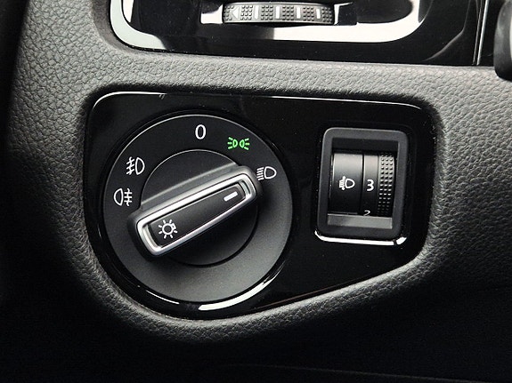 Volkswagen Golf I 12 of 26