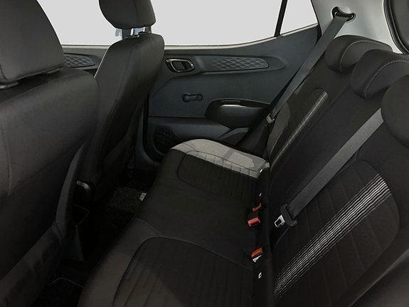 Hyundai i10 9 of 9