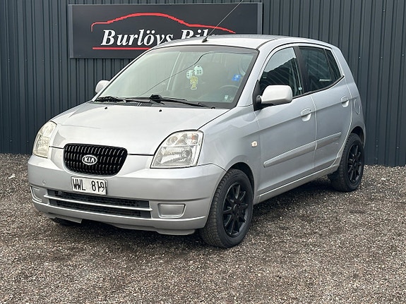 Kia Picanto 3 of 9