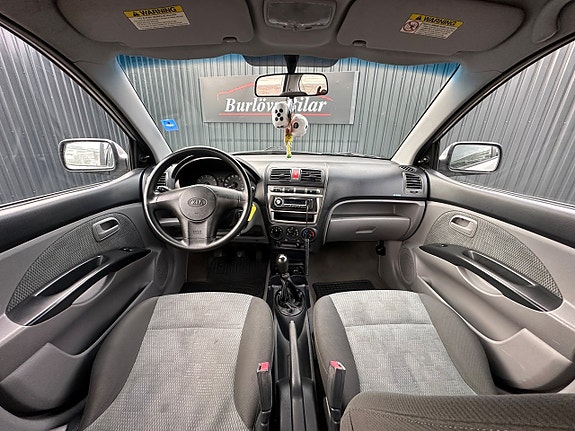 Kia Picanto 9 of 9