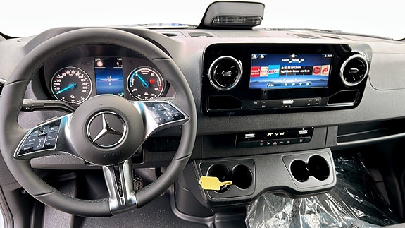 Mercedes-Benz Sprinter 412 4 of 12