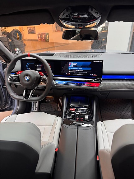 BMW M5 10 of 16