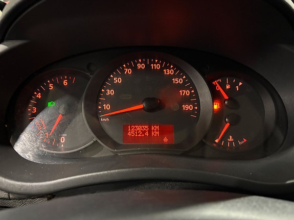 Nissan NV250 12 of 12