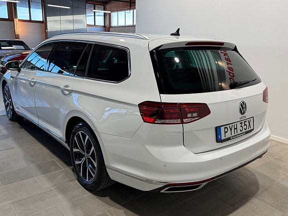 Volkswagen Passat 4 of 5