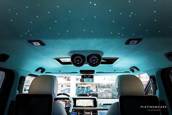 Mercedes-Benz G63 13 of 29