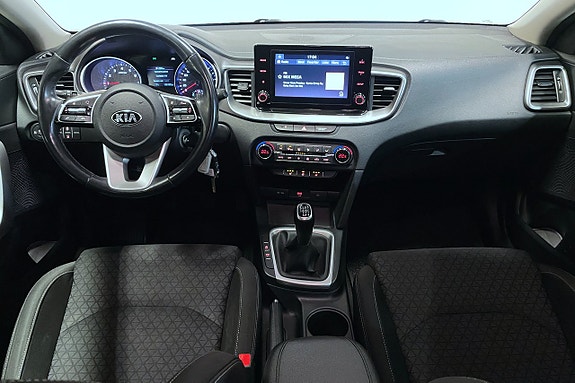 Kia Ceed 10 of 29