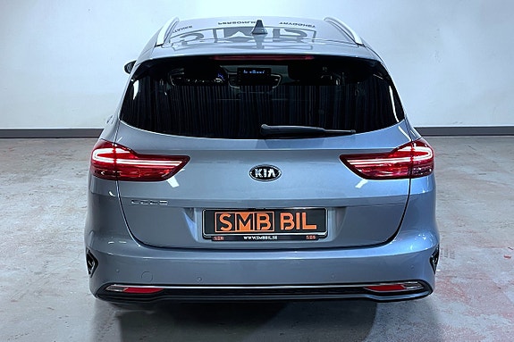 Kia Ceed 4 of 5