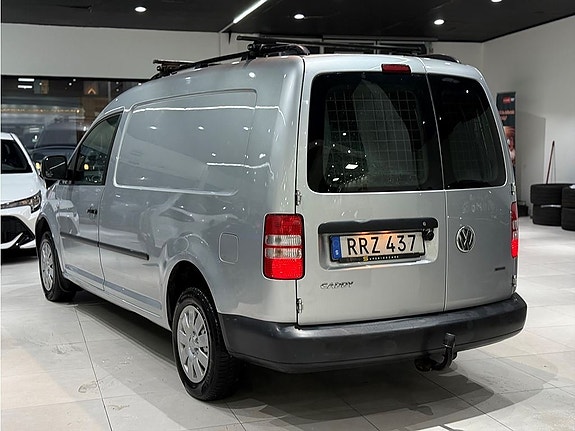 Volkswagen Caddy Maxi 2 of 5