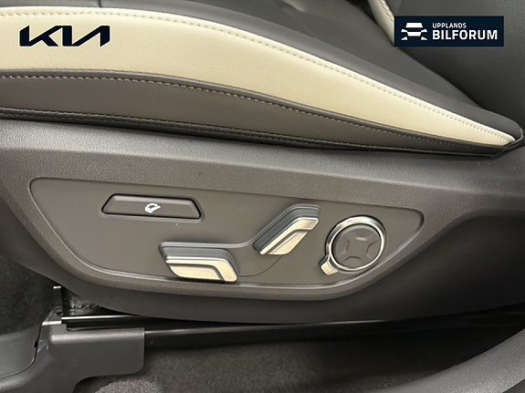 Kia EV5 15 of 21