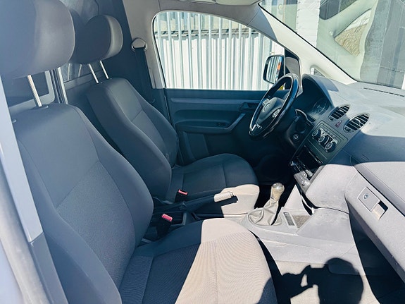 Volkswagen Caddy 5 of 5