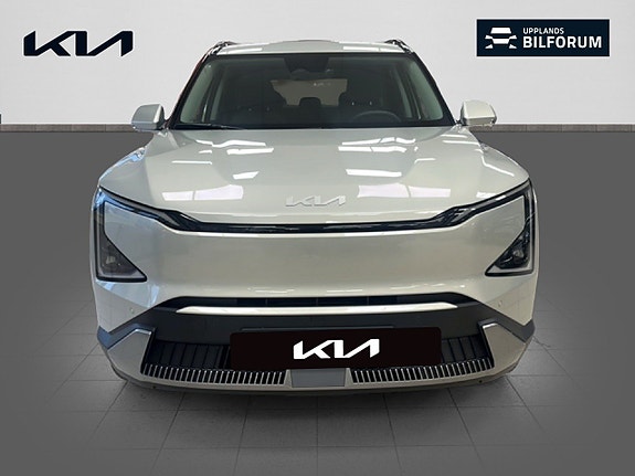 Kia EV5 2 of 15