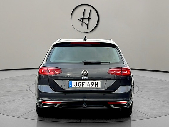 Volkswagen Passat 4 of 5
