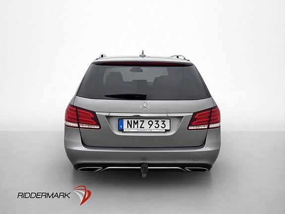 Mercedes-Benz E220 6 of 23