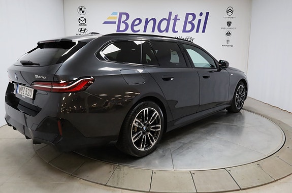 BMW 530e 19 of 27