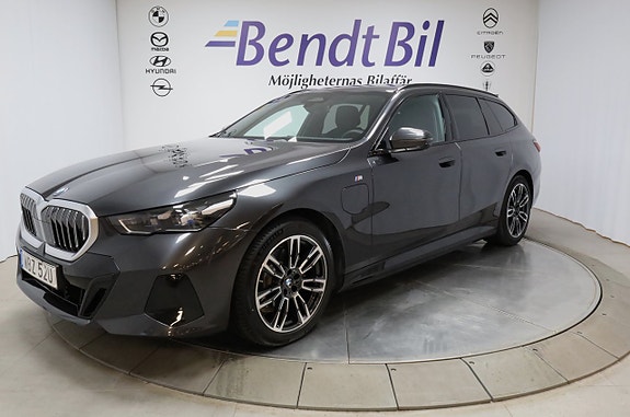 BMW 530e 8 of 27