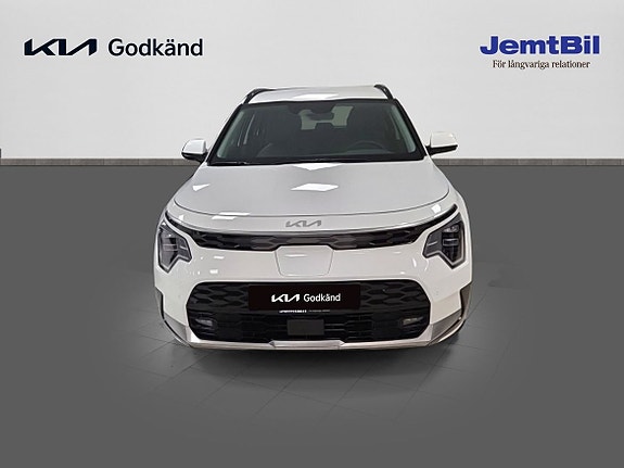 Kia Niro 2 of 15