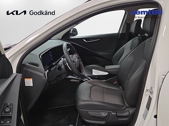 Kia Niro 8 of 15