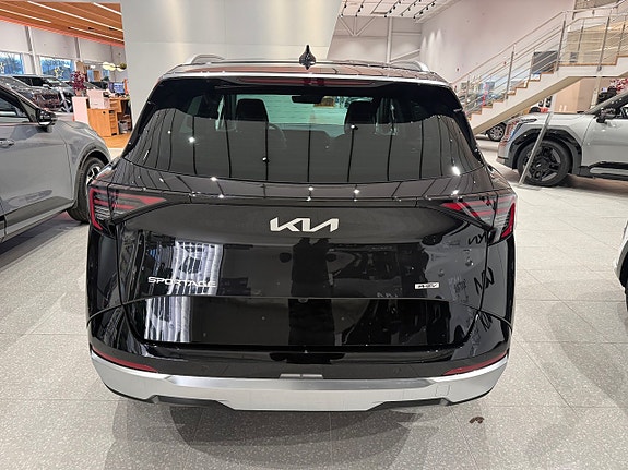 Kia Sportage 3 of 12