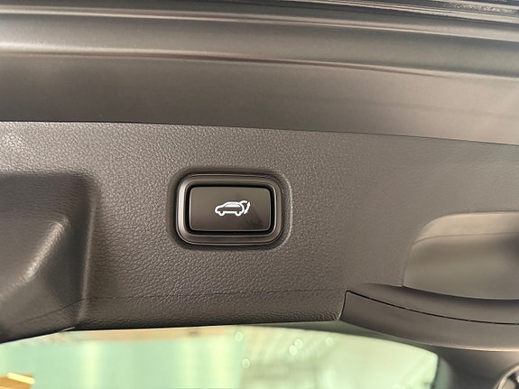 Kia Sportage 12 of 12