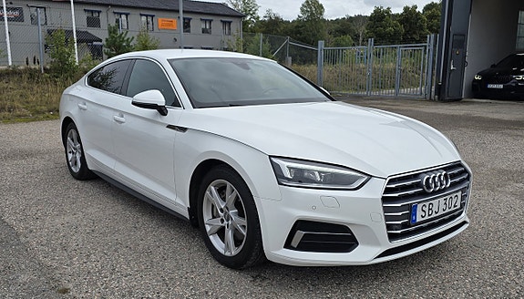 Audi A5 3 of 20