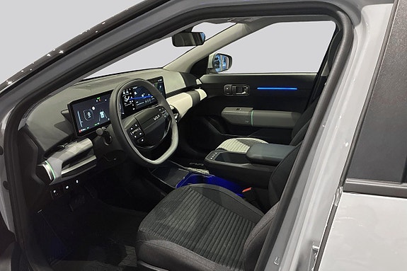 Kia EV4 8 of 23