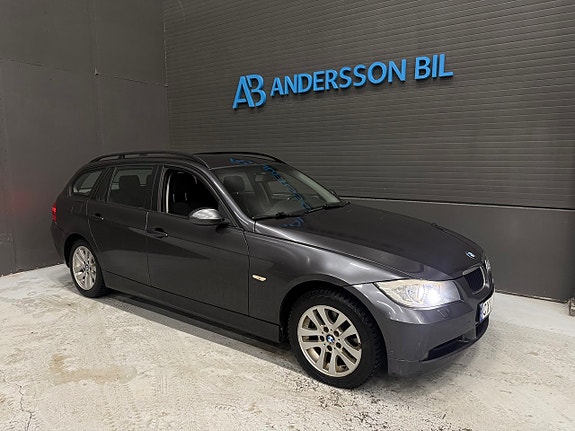 BMW 318 3 of 5