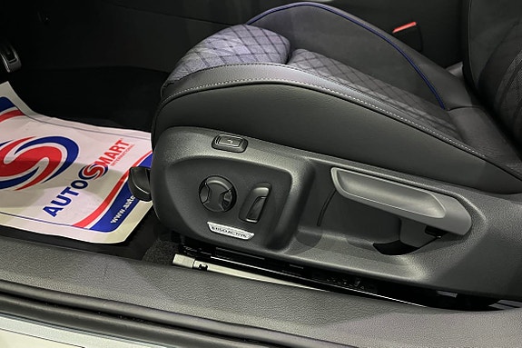 Volkswagen Passat 24 of 29