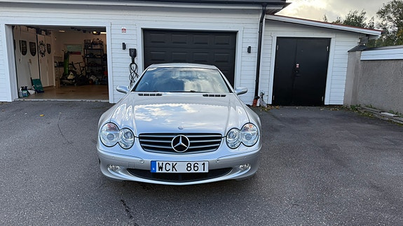 Mercedes-Benz SL350 4 of 13