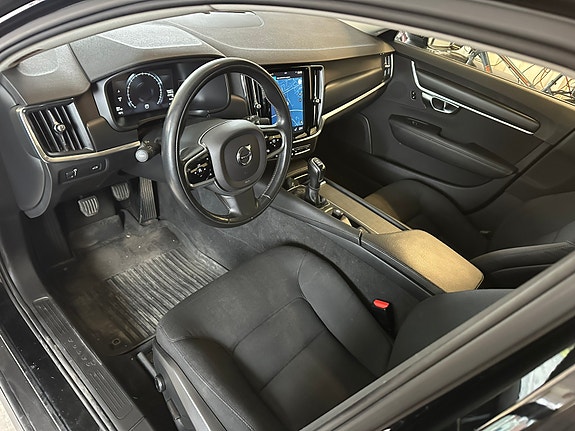 Volvo V90 Cross Country 5 of 5