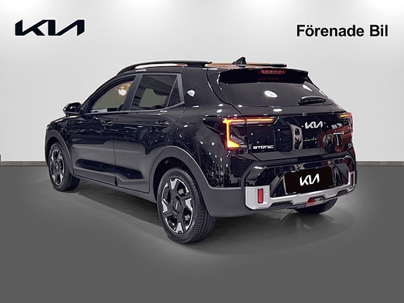 Kia Stonic 3 of 17