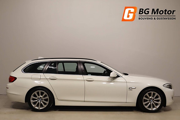 BMW 525 2 of 5