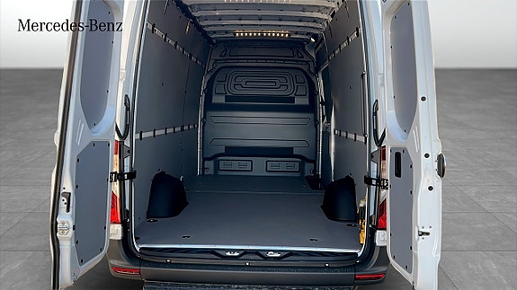Mercedes-Benz Sprinter 412 10 of 12