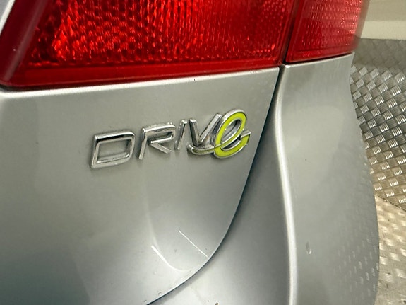 Volvo V70 11 of 20