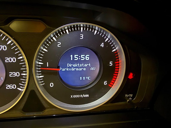 Volvo V70 15 of 20