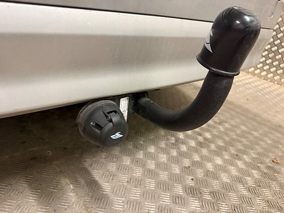 Volvo V70 12 of 20
