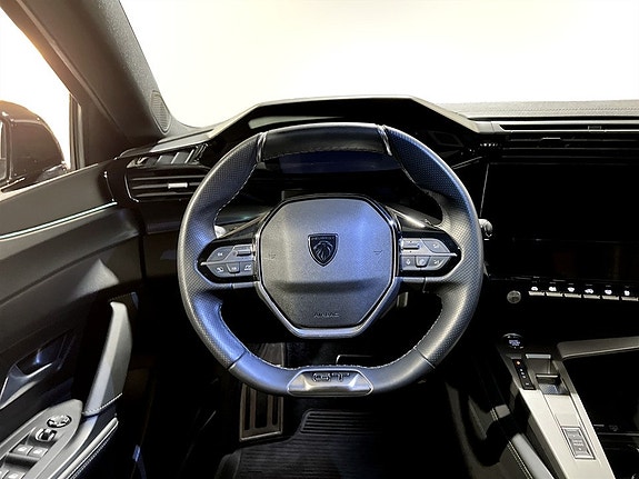 Peugeot 408 7 of 15
