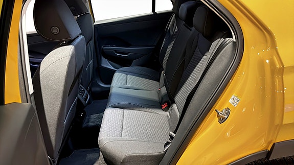 Volkswagen T-Roc 11 of 12