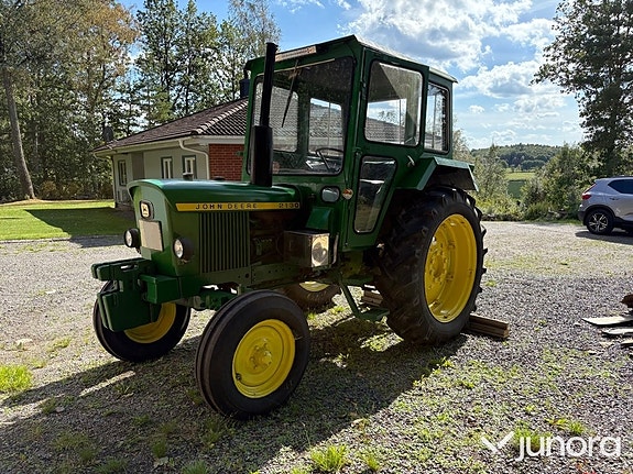 Traktor - John Deere 2130