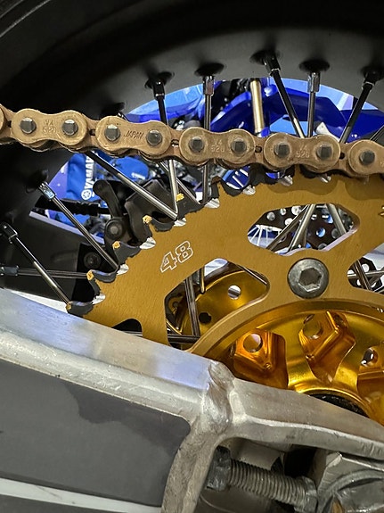 Yamaha YZ250F 7 of 9
