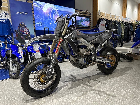 Yamaha YZ250F 2 of 9