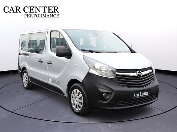 Opel Vivaro 2 of 5