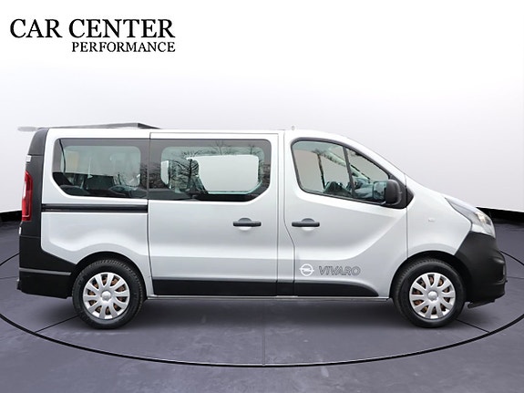 Opel Vivaro 7 of 23