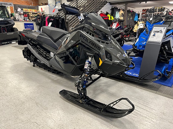 Polaris 650 Switchback Assault 146 2025 KAMPANJ