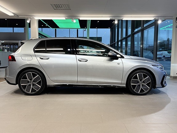 Volkswagen Golf-Serie 4 of 21